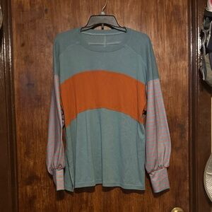 Women's Long Sleeve Colorblock Tee in Teal and Rust